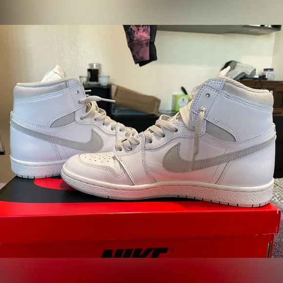 AJ1 1985 cut Neutral Grey Sz 9 Jordan 1 Retro High  main image 3